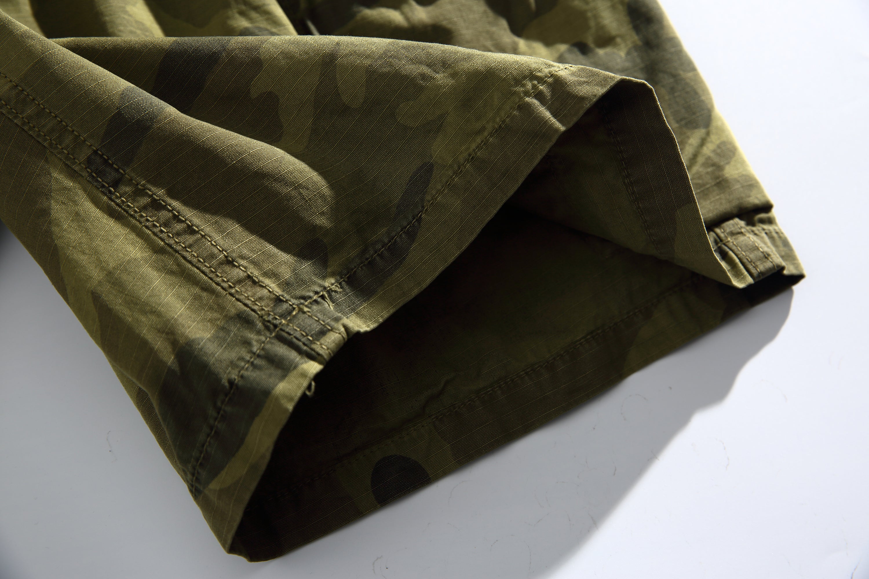 Short treillis multi-poches n°1755
